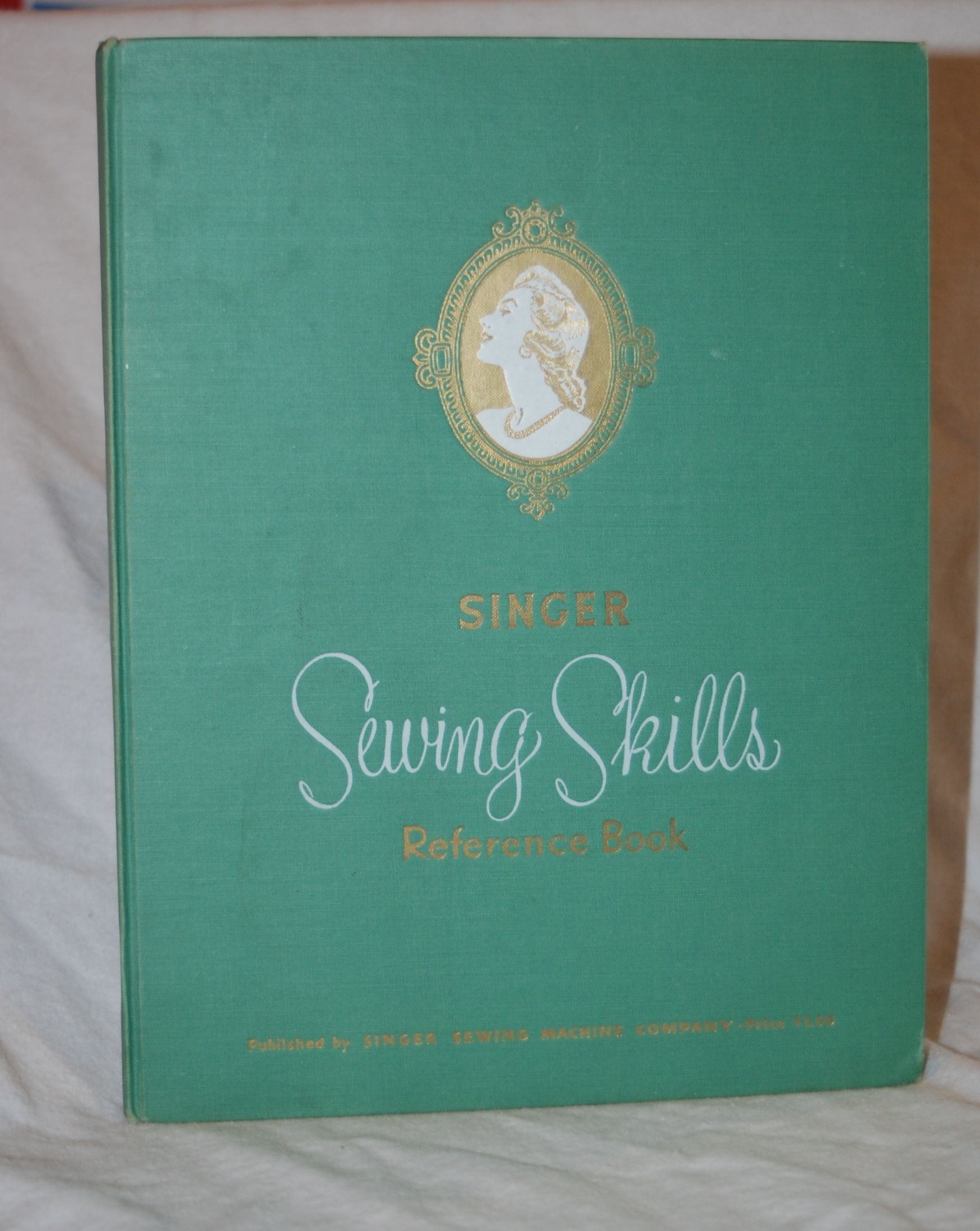 Singer Sewing Skills Reference Book Image for Singer Sewing Skills Reference Book