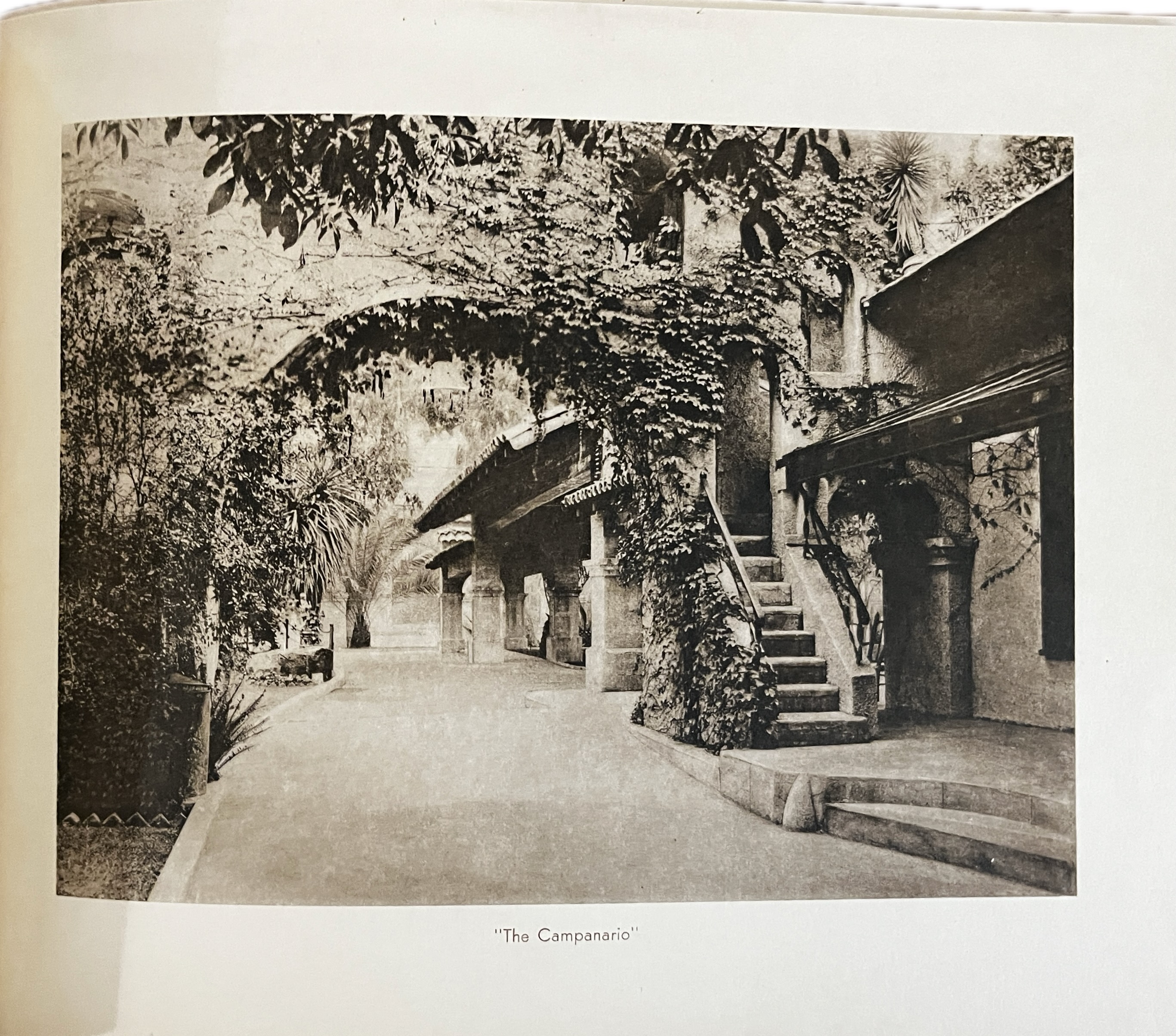 Mission Inn: Riverside California