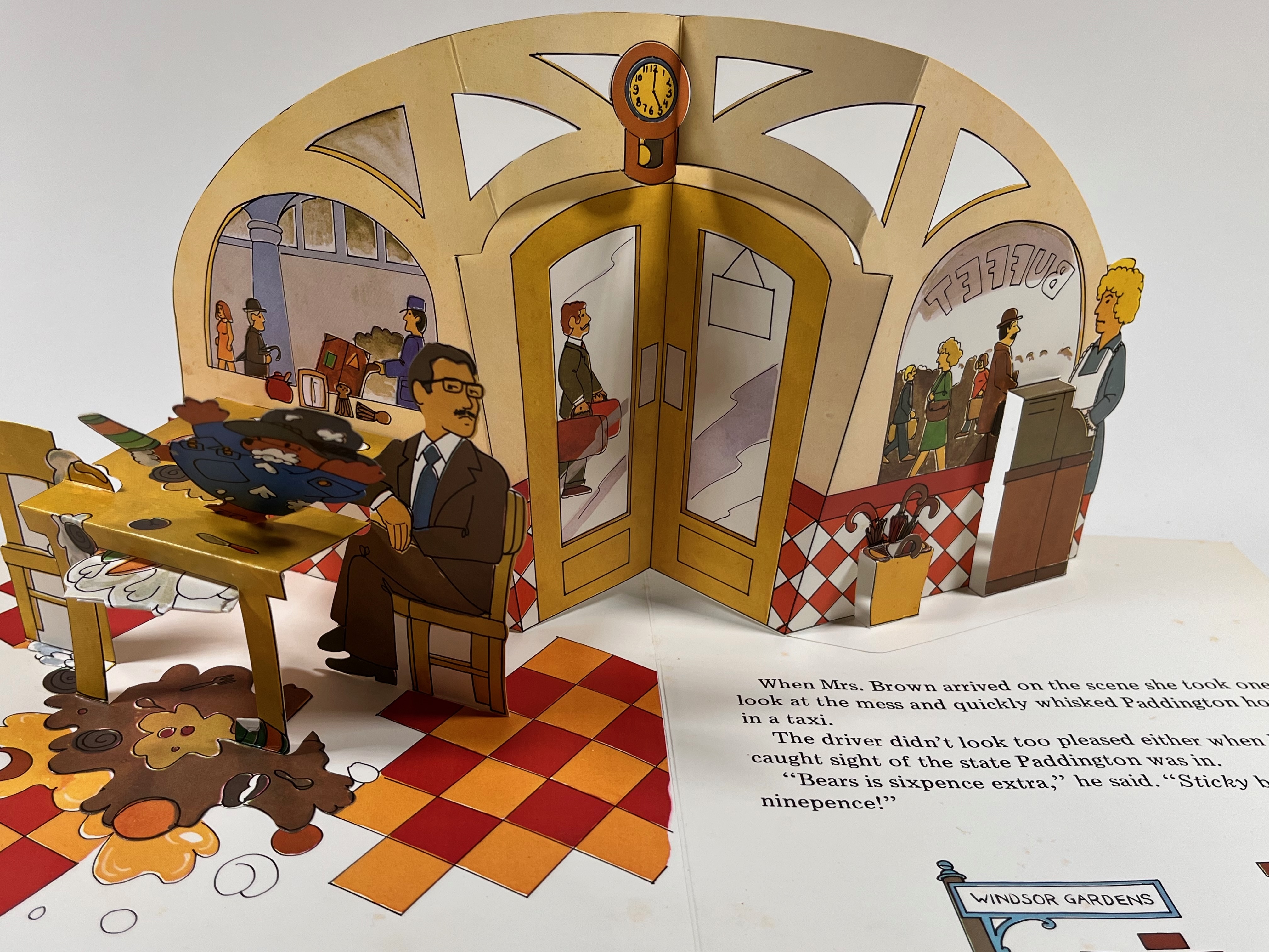 Paddington's Pop-Up Book