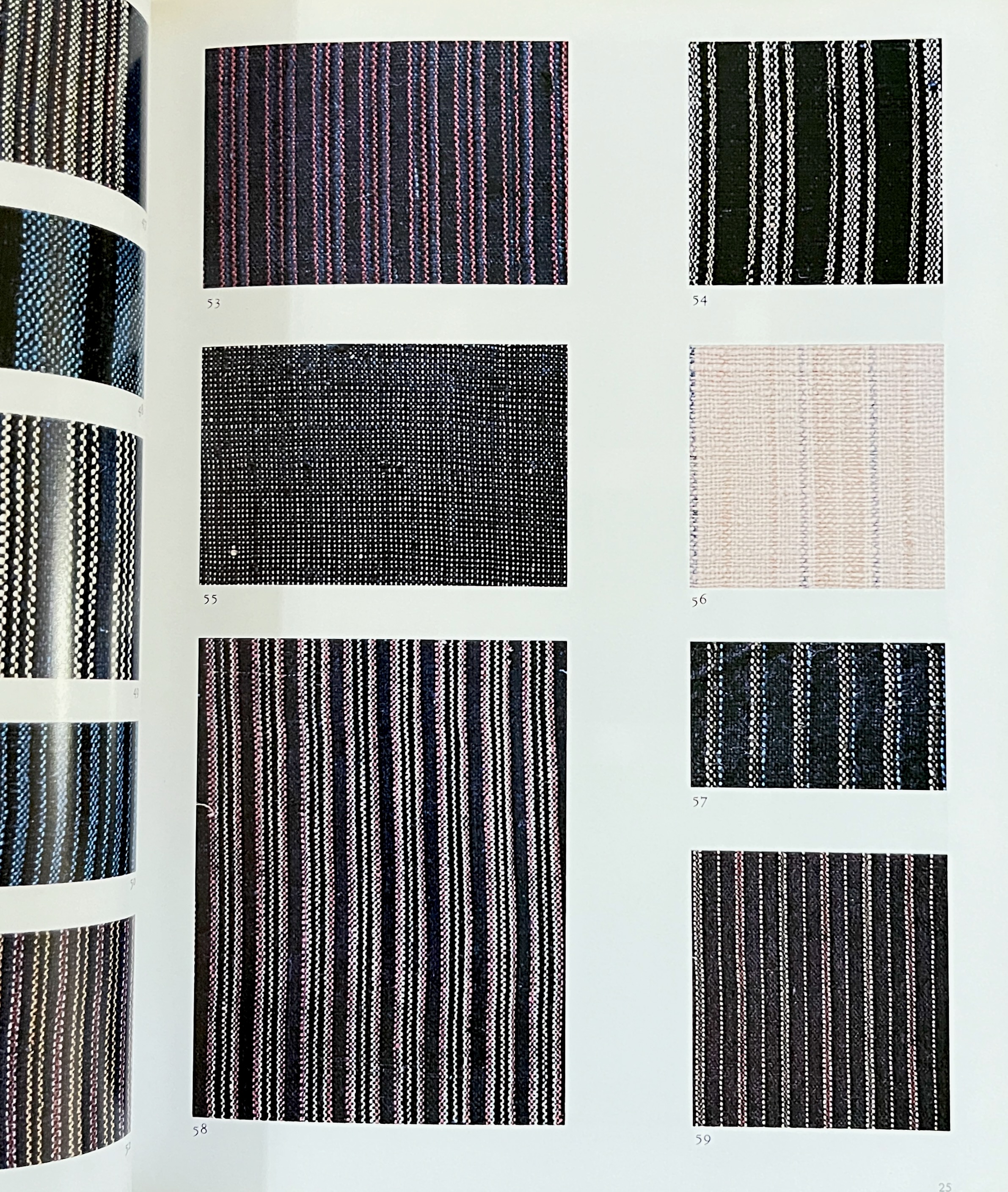 Traditional Stripes and Lattices: Textile Design III (English, French and German Edition)